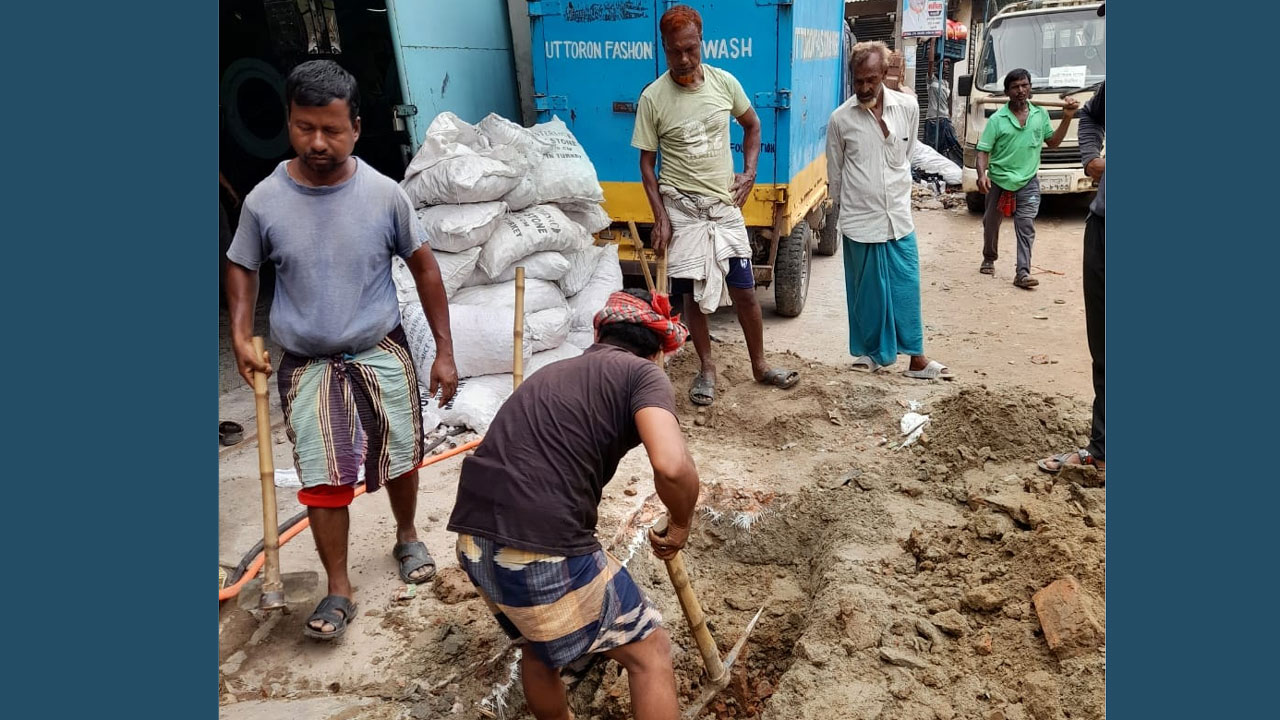 সাভারে অবৈধ গ্যাস সংযোগ বিচ্ছিন্ন