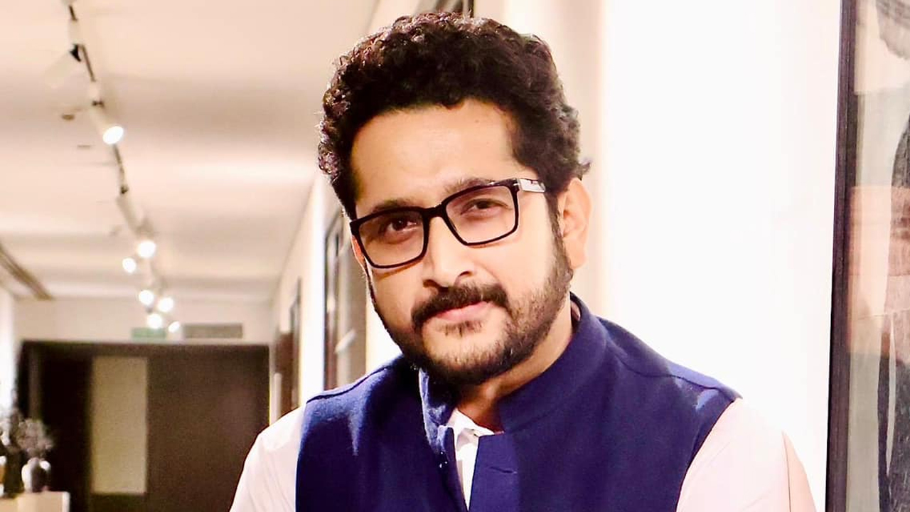 মাকে নিয়ে আবেগঘন পোস্ট দিলেন পরমব্রত