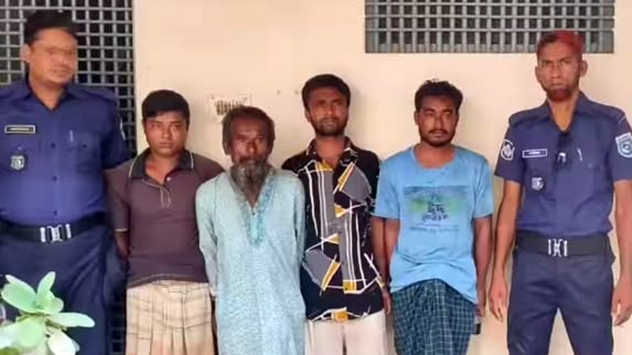 চায়নিজ কুড়ালের কোপে শিশুর মৃত্যু, কারাগারে ৬