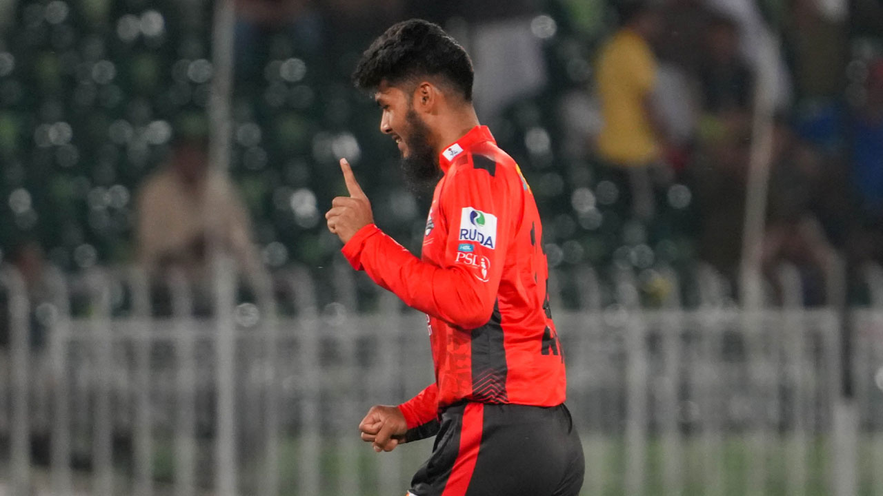 ৩ উইকেটের সঙ্গে ৩ রেকর্ডে নাম লেখালেন রিশাদ