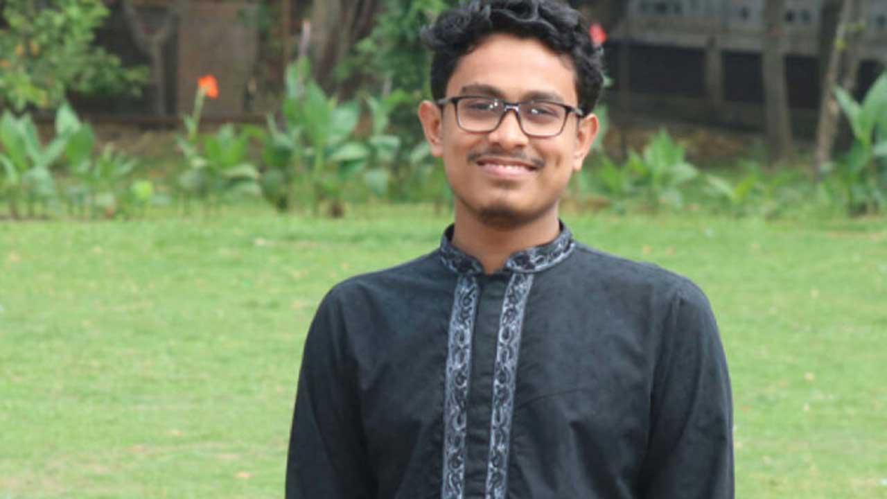 কুয়েট ভিসির পদত্যাগ ছাড়া সংকটের সমাধান নেই : সাদিক কায়েম