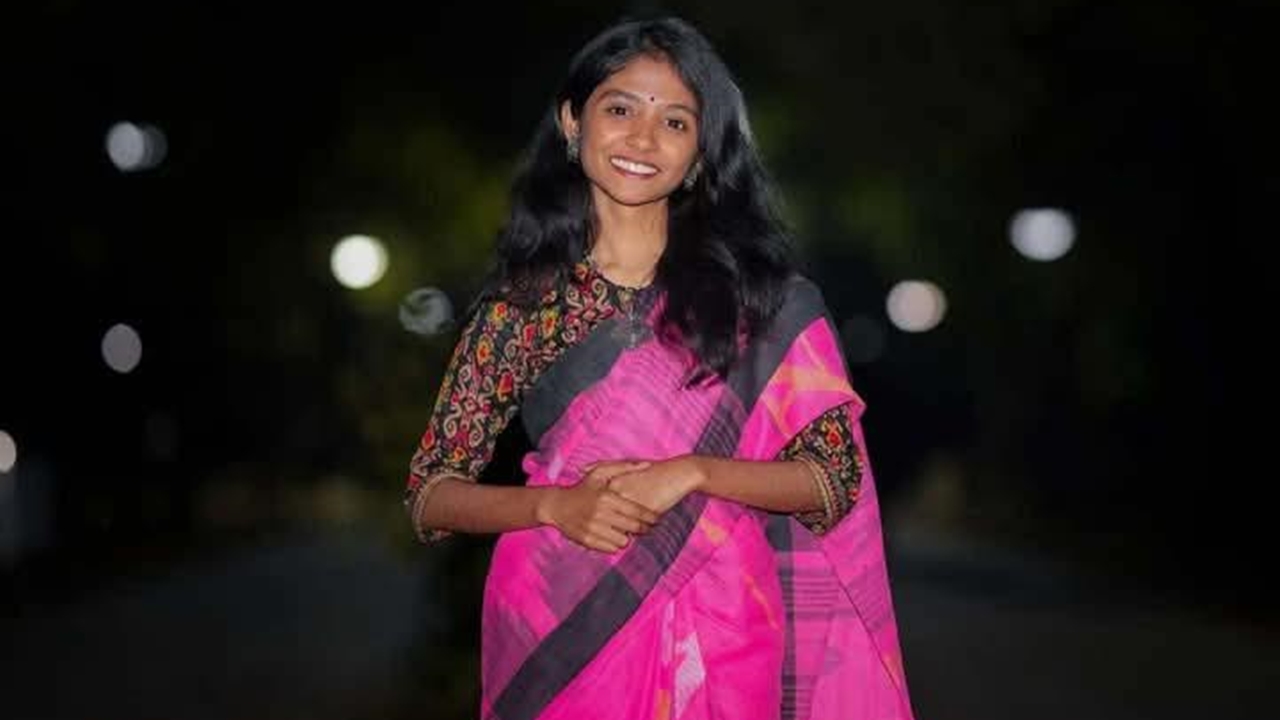 মেস থেকে জবি শিক্ষার্থী অথৈর ঝুলন্ত মরদেহ উদ্ধার