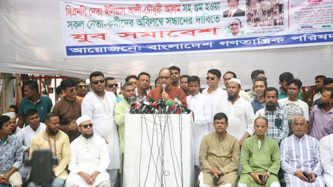 ‘ডিসেম্বর থেকে জুনের মধ্যে নির্বাচন হবে, এ ধরনের ফাজলামি বাদ দেন’