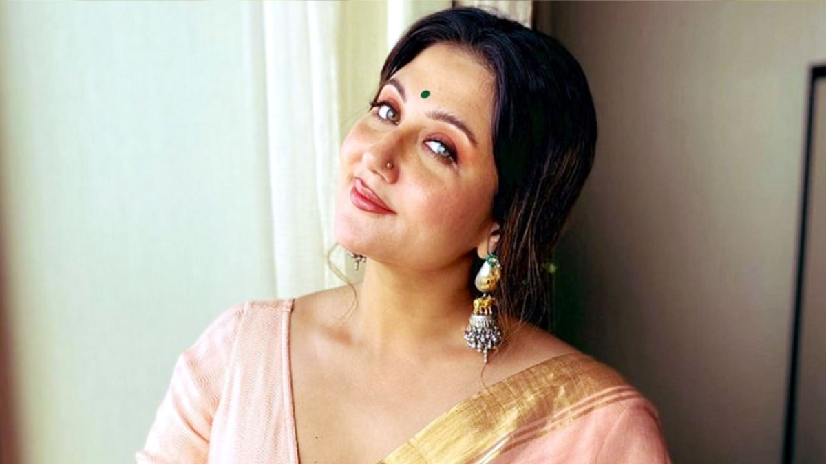 মেয়েরা ৬টা প্রেম করলে খারাপ, ছেলেরা করলে ‘এলেম’ আছে : স্বস্তিকা