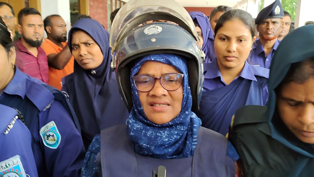 আল্লাহ সব দেখছেন, তিনিই বিচার করবেন : ঠাকুরগাঁওয়ের সাবেক মেয়র