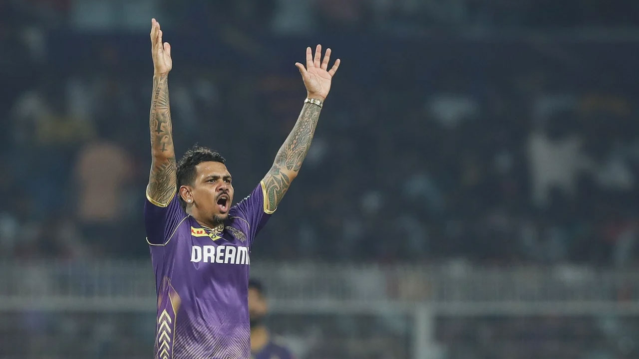 দ্বিতীয় ক্রিকেটার হিসেবে টি-টোয়েন্টিতে ‘ডাবল সেঞ্চুরি’ নারিনের