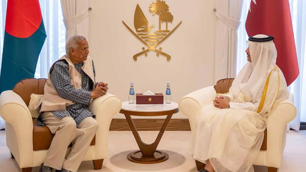 কাতারের প্রধানমন্ত্রীর সঙ্গে ড. ইউনূসের বৈঠক