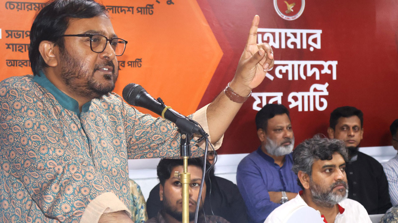 ক্ষমতায় যেতে আওয়ামী চরিত্র ফিরিয়ে আনতে প্রতিযোগিতায় কয়েকটি দল: মঞ্জু