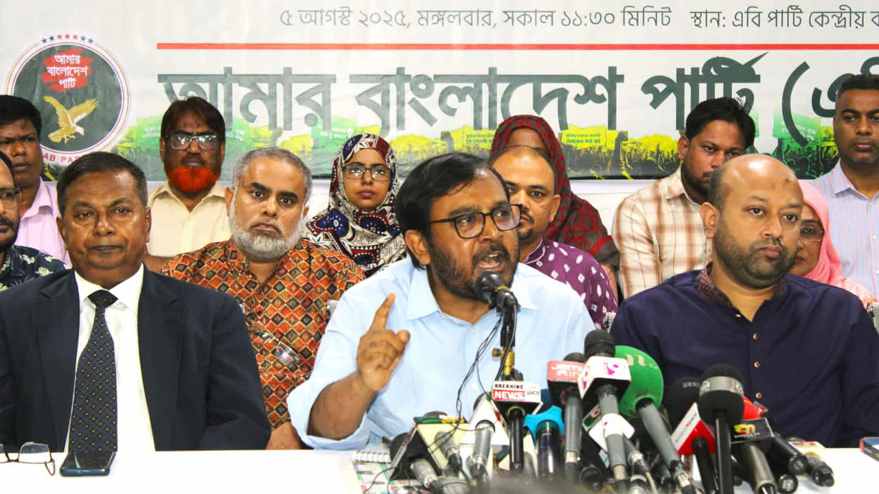 বিভেদ-অনৈক্য অব্যাহত থাকলে অনিবার্য ওয়ান ইলেভেনের দিকে যাবে দেশ: মঞ্জু