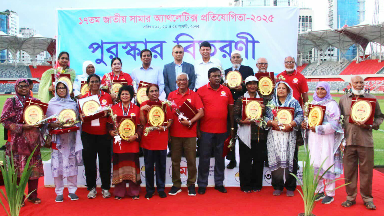 ১৪ বছরের রেকর্ড ভঙ্গ ও কৃতি অ্যাথলেটদের সম্মাননা