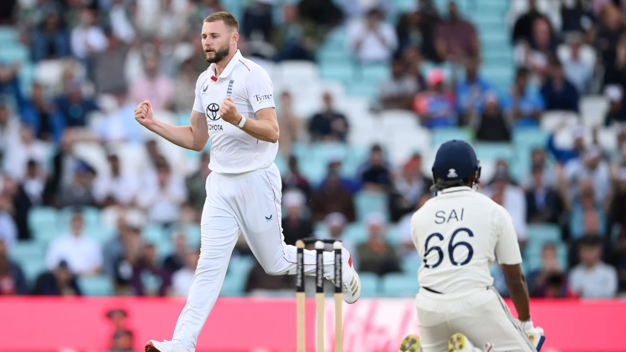 ১৫ উইকেটের দিনে পড়ন্ত বিকেলে ভারতের আক্ষেপ