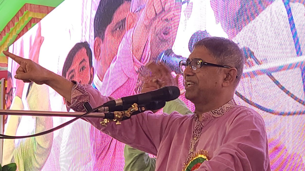 পিআরের জন্য আন্দোলন করলে নমিনেশন দিলেন কেন : আযম খান