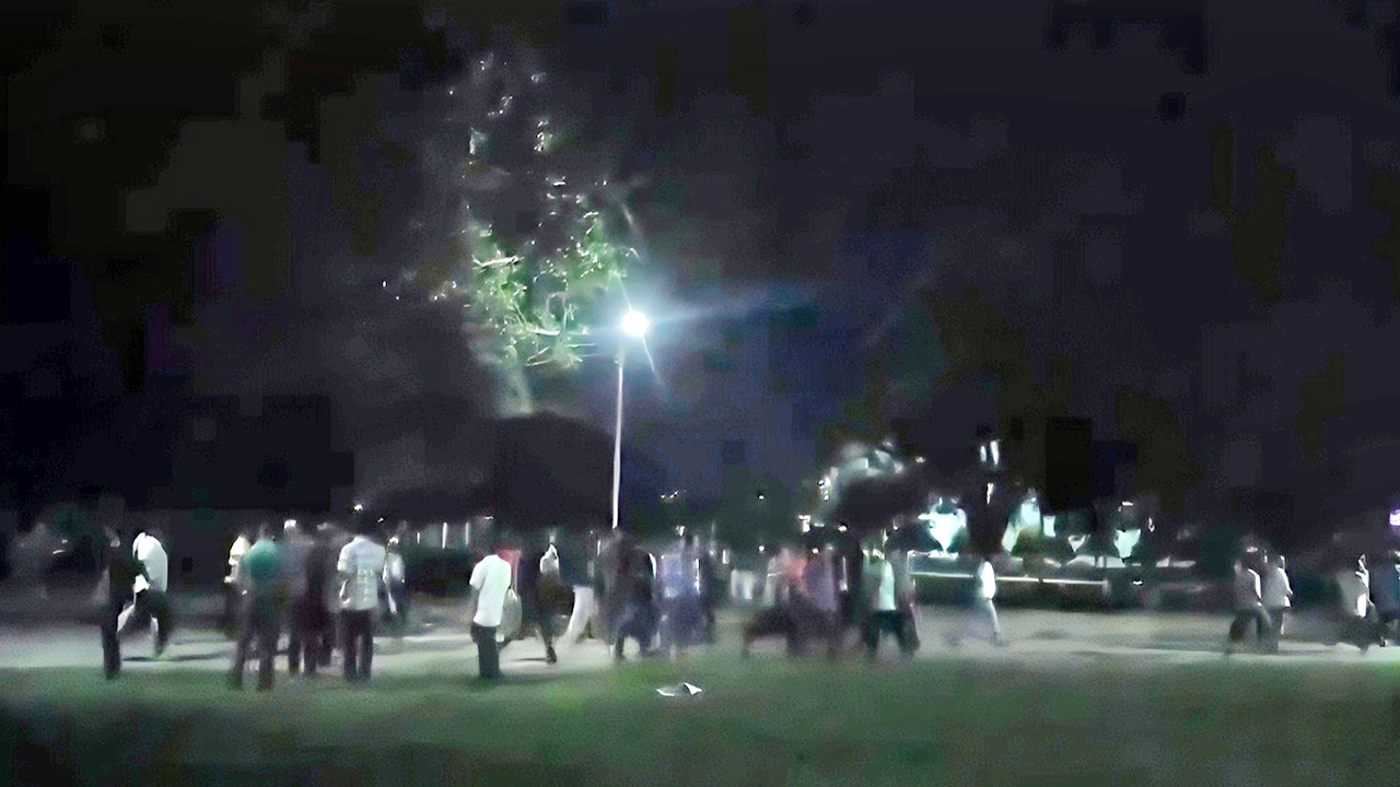 এবার বাকৃবিতে শিক্ষার্থীদের ওপর বহিরাগতদের হামলা