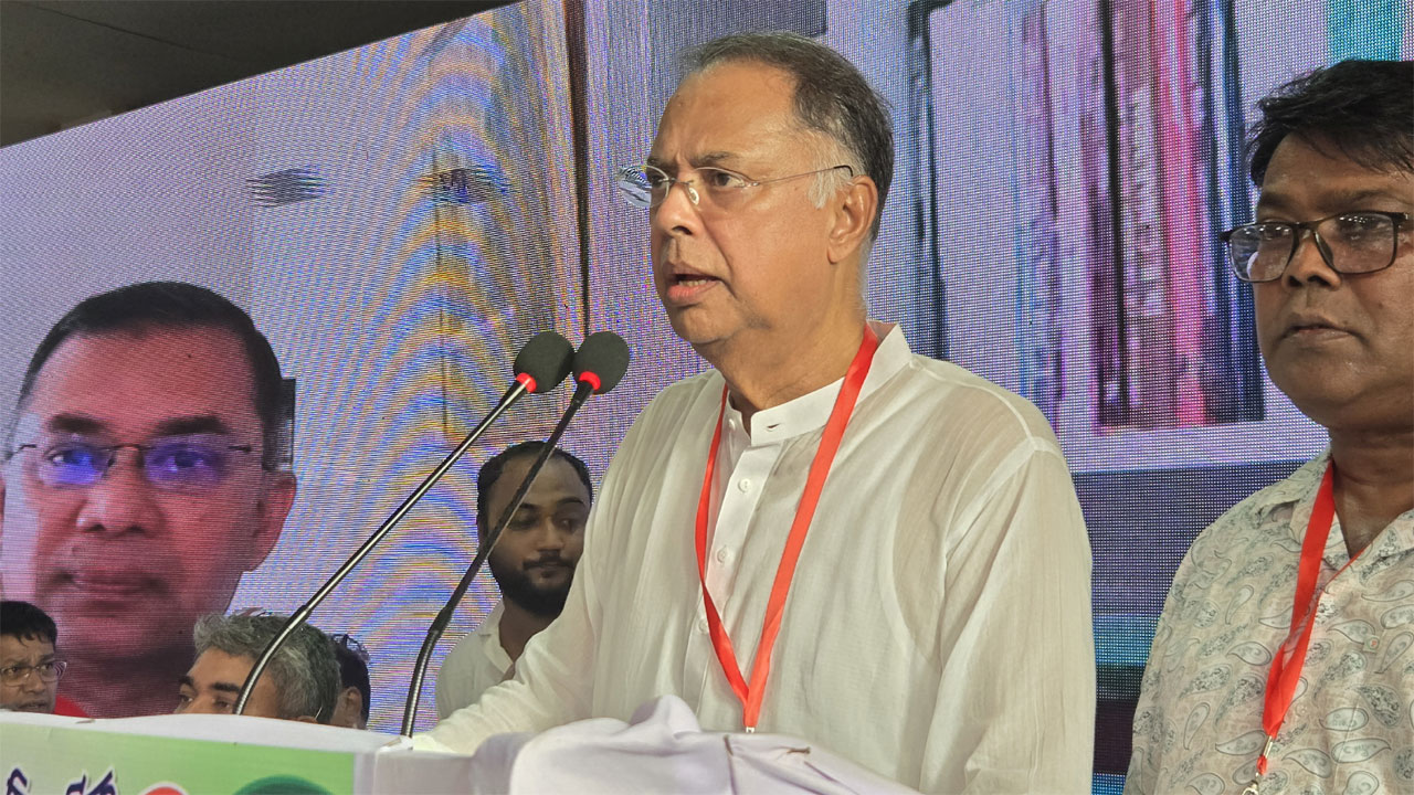 স্বৈরাচার পালিয়ে গেছে, কিন্তু পায়ের ছাপ রয়ে গেছে : টুকু