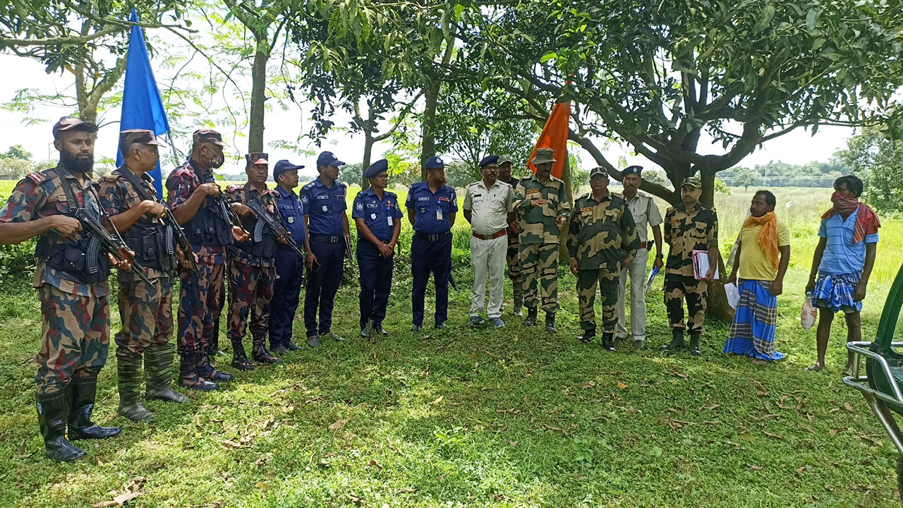 অজ্ঞাত ভাসমান মরদেহটি ভারতীয় নাগরিকের, পরিবারের কাছে হস্তান্তর