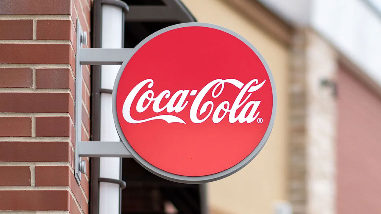 কোকাকোলার জরুরি নির্দেশনা, নিজেদের জনপ্রিয় এক পানীয় পান না করার আহ্বান