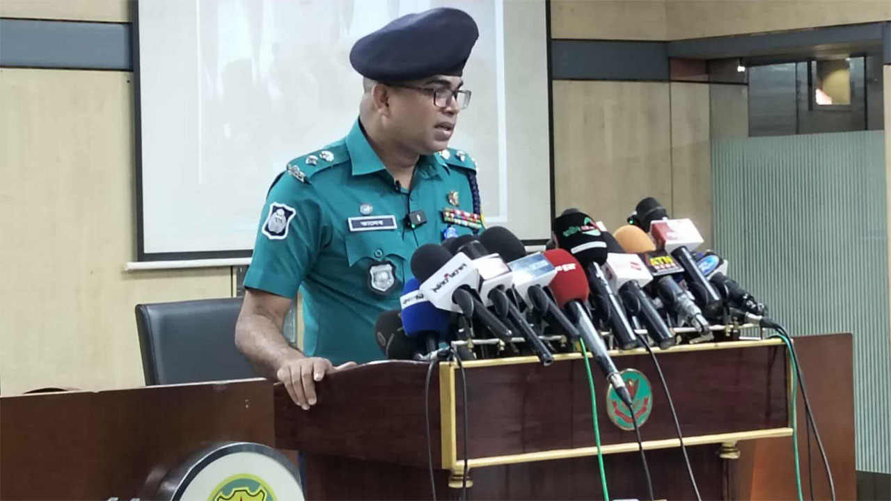 আগস্ট ঘিরে নিরাপত্তা শঙ্কা নেই : পুলিশ