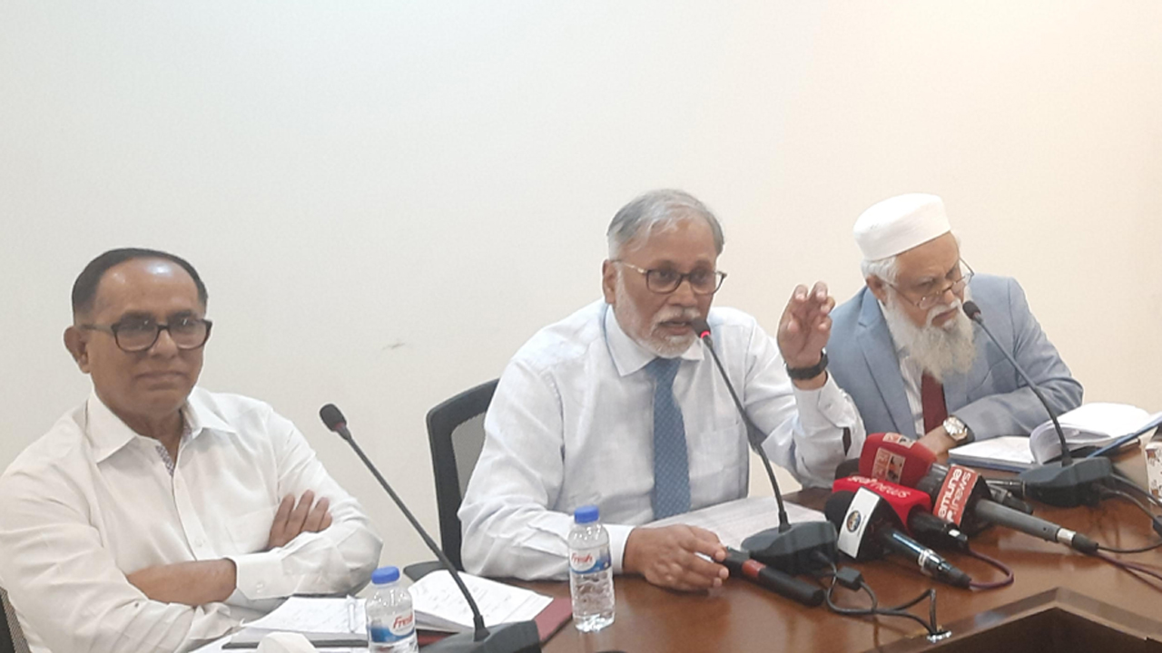 ঢাকায় চিকিৎসকদের গড় বেতন মাত্র ৩০ হাজার : অধ্যাপক সাইদুর রহমান