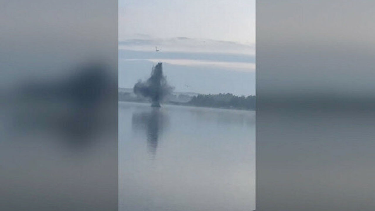রাশিয়ার হ্রদে আছড়ে পড়ল ইউক্রেনের কামিকাজি ড্রোন (ভিডিও)