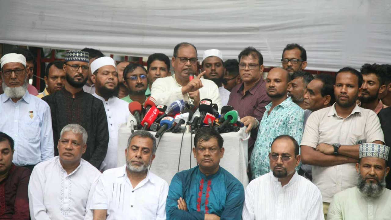 নির্বাচন ফেব্রুয়ারি মাস যেন ক্রস না করে : শামসুজ্জামান দুদু