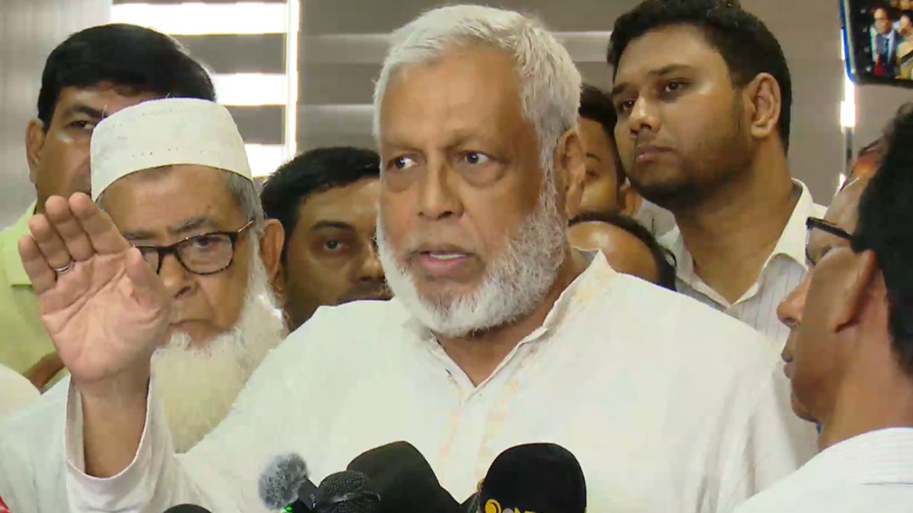 আমাদের একটু সময় দিতে হবে, পক্ষপাতিত্ব না করে সমাধানের চেষ্টা করব