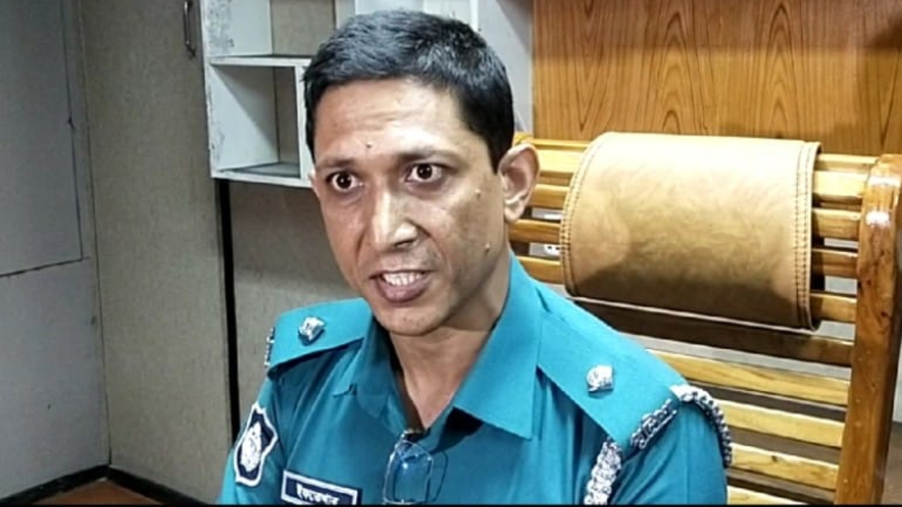 সরিয়ে দেওয়া হলো মোহাম্মদপুরের সমালোচিত ওসি ইফতেখারকে