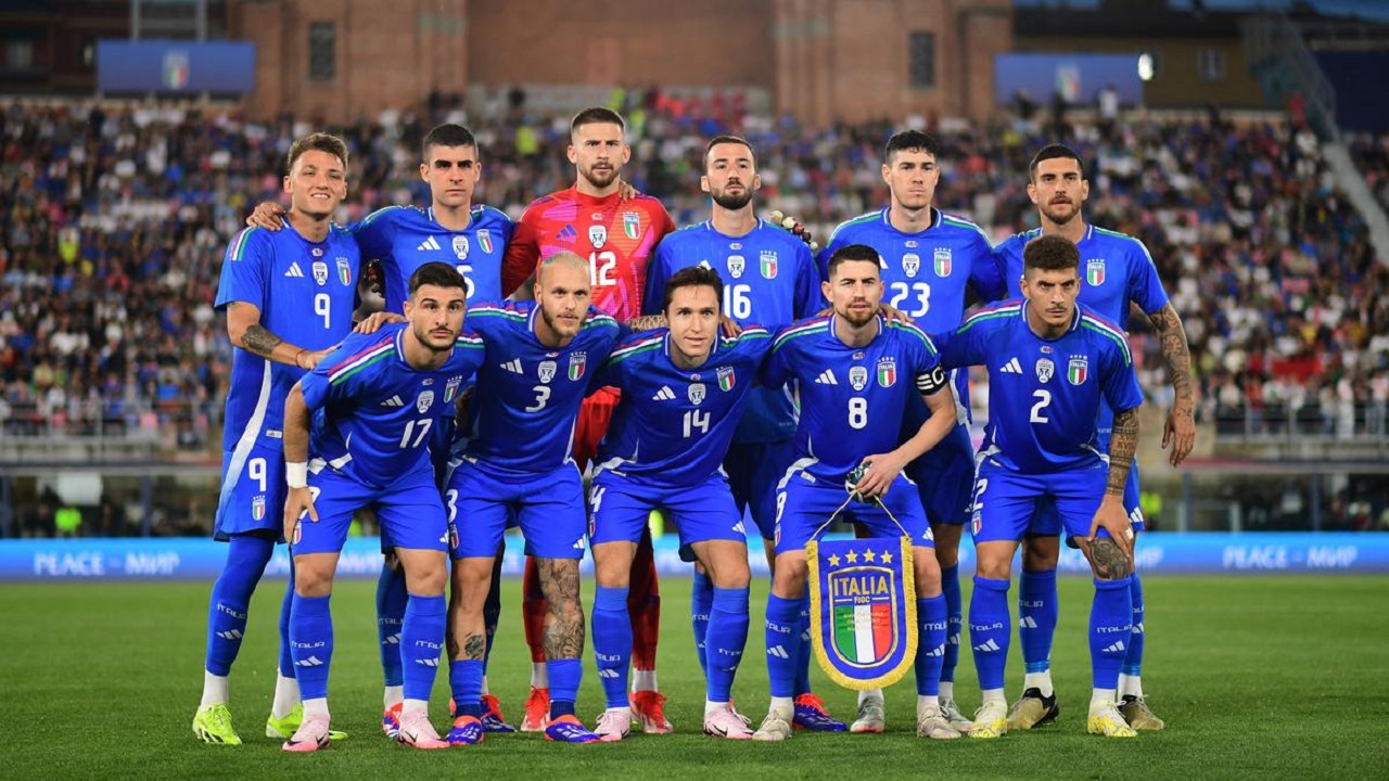 তিন চমক রেখে ইতালির বিশ্বকাপ বাছাইয়ের দল ঘোষণা