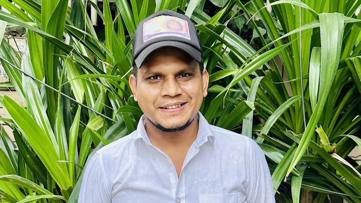 ইত্যাদিতে জীবনের লেখা গান