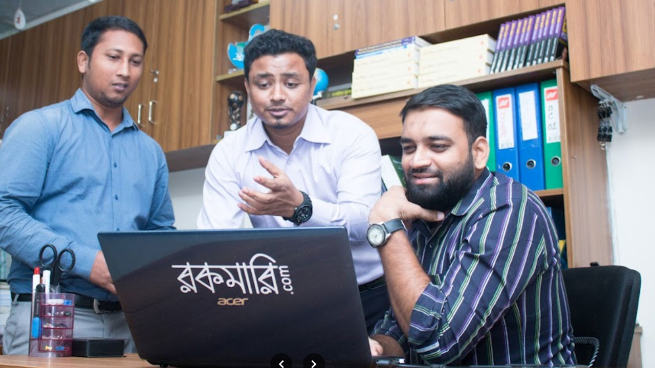 অভিজ্ঞতা ছাড়াই চাকরি দেবে রকমারি ডটকম