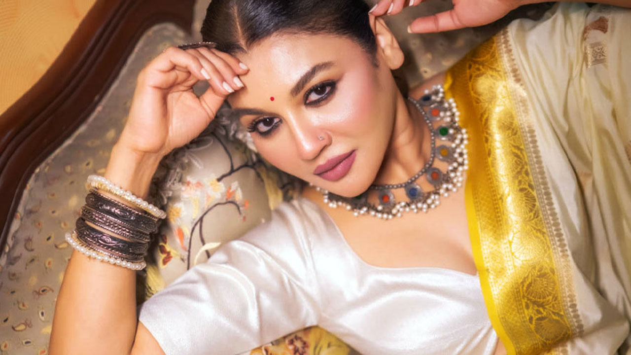 অনেক দিন ধরেই একসঙ্গে আছি : জয়া আহসান