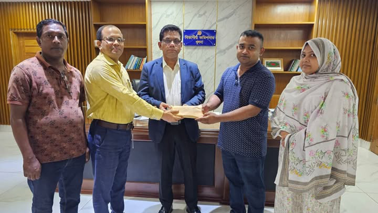 লাজ ফার্মাকে ৫ লাখ টাকা জরিমানা : অভিযোগকারী পেলেন ১ লাখ ২৫ হাজার টাকা