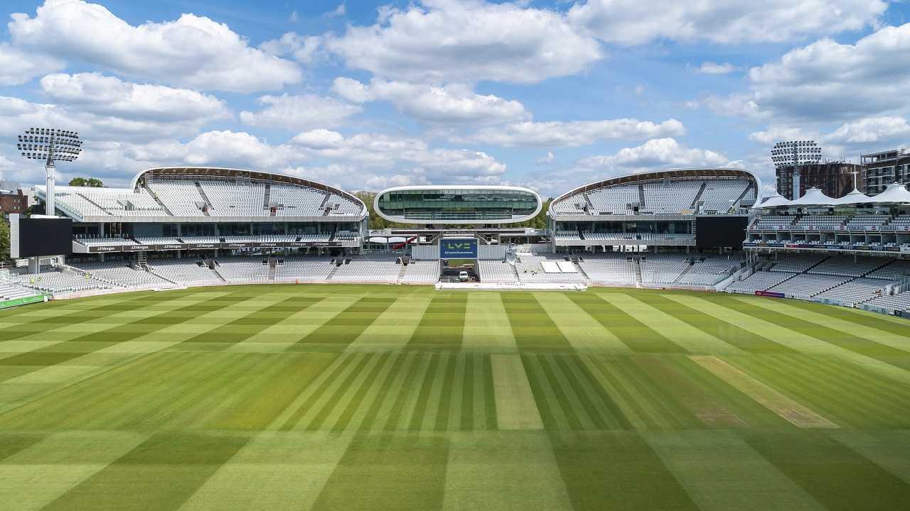 স্বল্পমূল্যে বিক্রি হচ্ছে লর্ডসের ঘাস, কিনতে পারবেন আপনিও