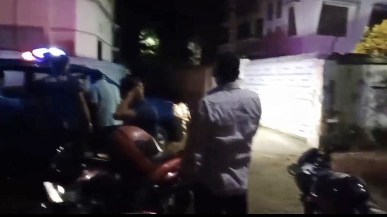 লতিফ সিদ্দিকীর বাসায় আগুনের ভিডিওটি গুজব