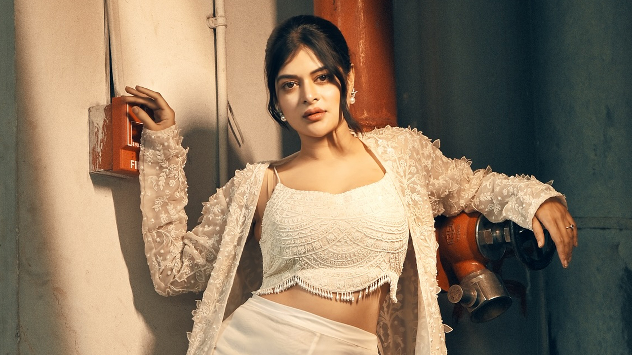 আবারও ছোট পর্দায় ফিরছেন মধুমিতা