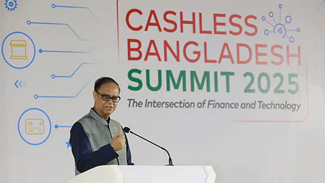 নগদকে বেসরকারি করা হবে, এক সপ্তাহের মধ্যে বিজ্ঞপ্তি : গভর্নর