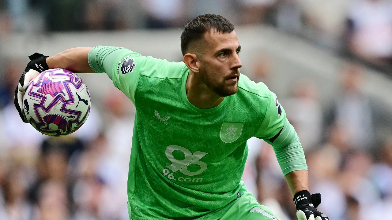 দুব্রাভাকার ৮ সেকেন্ডের ভুলে সৃষ্টি হলো ফুটবলের নতুন ইতিহাস