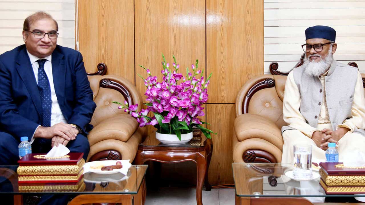 পাকিস্তানের বিশ্ববিদ্যালয়-মাদ্রাসায় বাংলাদেশিদের বৃত্তি দেওয়ার আহ্বান