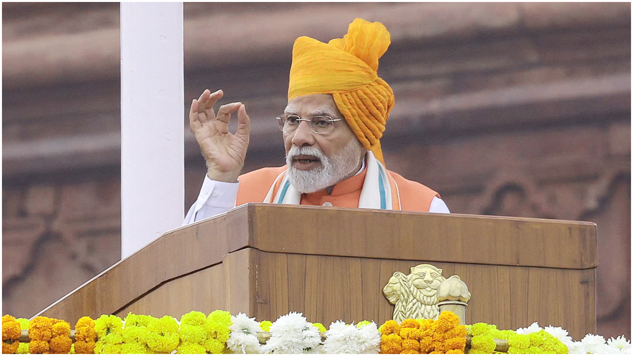 যুক্তরাষ্ট্রের সঙ্গে টানাপোড়েনে রাজনৈতিক ফায়দা খুঁজছেন মোদি