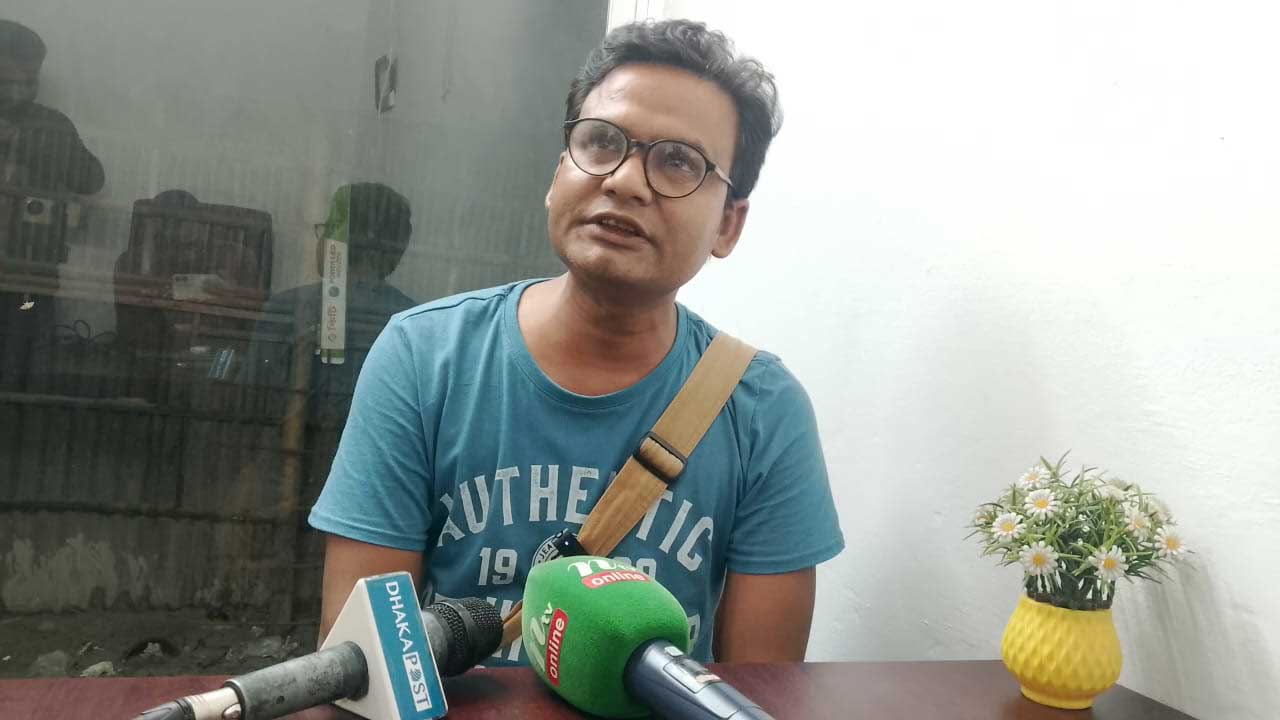 ‘মায়ের পেনশন থেকে প্রতি মাসে সানাইকে ১৭ হাজার টাকা দিতাম’