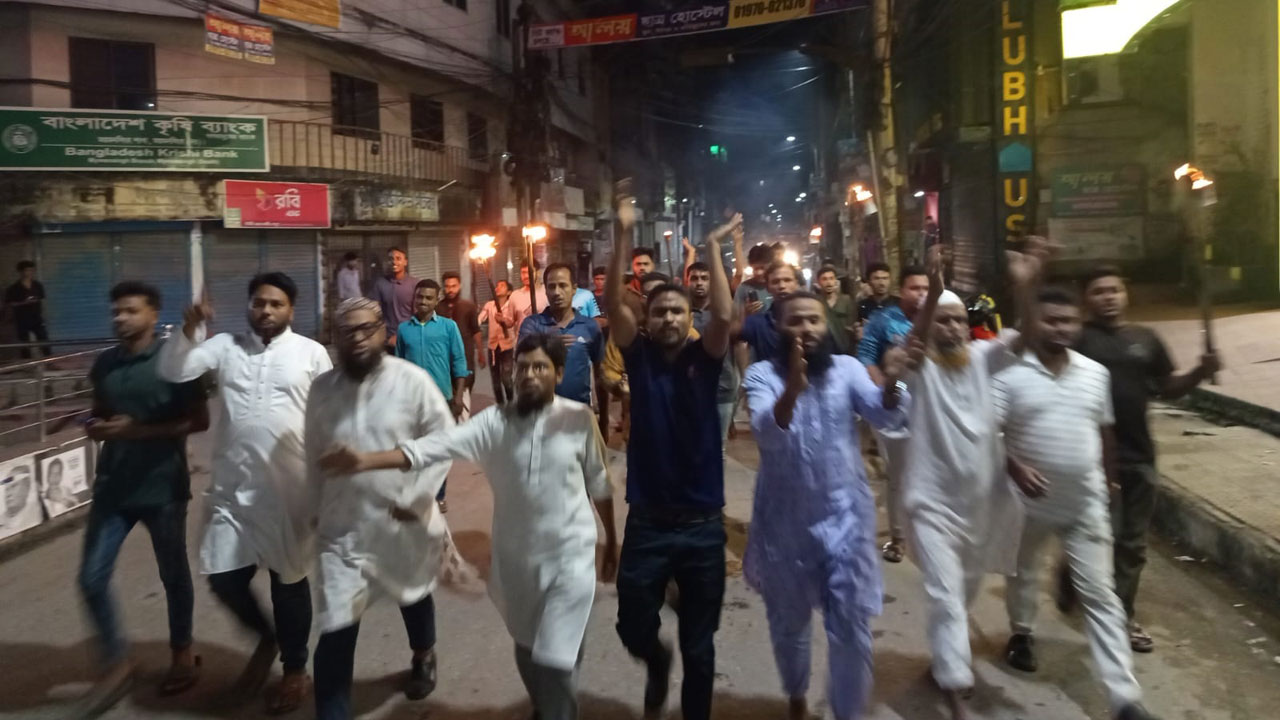 ময়মনসিংহে গণঅধিকার পরিষদের মশাল মিছিল, জাপা নিষিদ্ধের দাবি