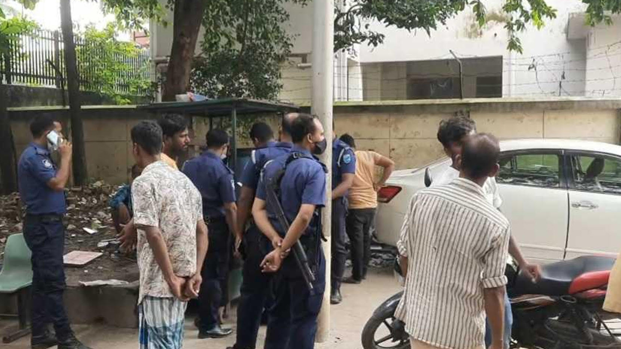 ফুটপাতে জায়গা নিয়ে তর্ক, কিল-ঘুষিতে ফুল বিক্রেতার মৃত্যু