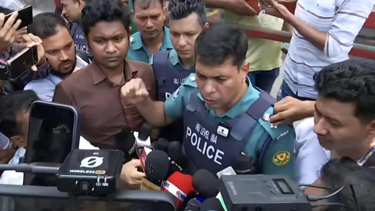 ঢাকা কলেজ ও সিটি কলেজের শিক্ষার্থীদের সংঘর্ষ, যা বলছে পুলিশ