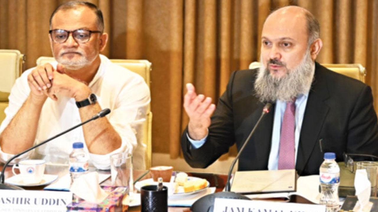 চলতি বছরের মধ্যে চালু হবে ঢাকা-ইসলামাবাদ সরাসরি ফ্লাইট