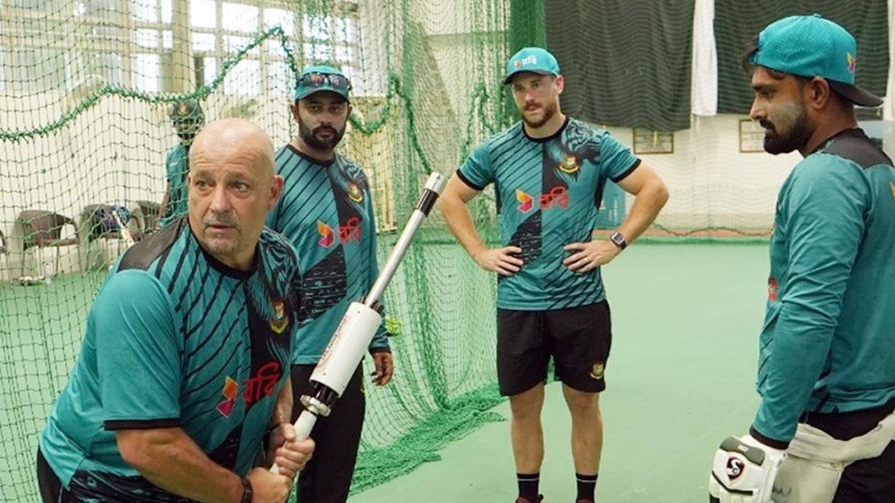 পাওয়ার হিটিং শেখার জন্য প্রো-ভেলোসিটি ব্যাট কতটা কাজে দেয়