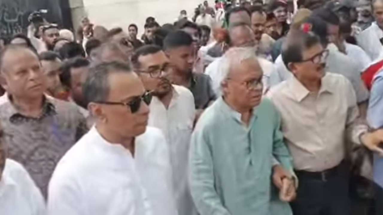 আওয়ামী লীগের দোসররা বিভিন্ন জায়গায় নাশকতার চেষ্টা করছে : রিজভী