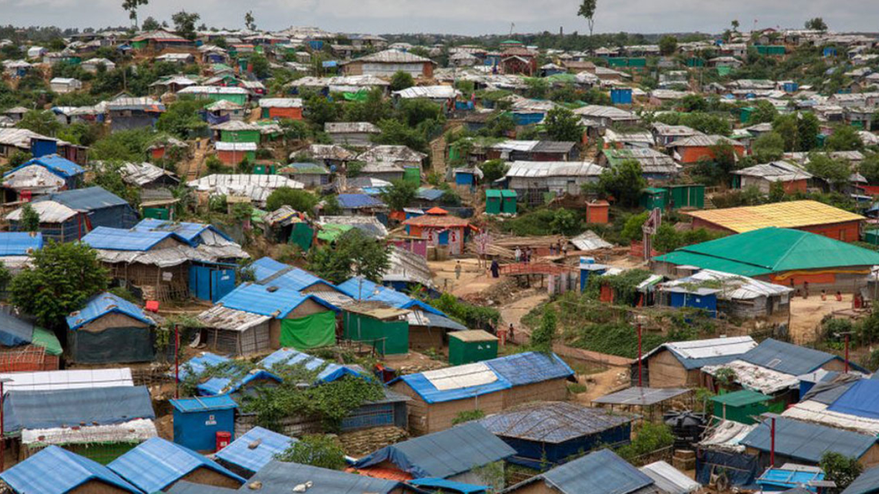 রোহিঙ্গা ক্যাম্পে অপরাধ ও অনুপ্রবেশ নিয়ন্ত্রণে নতুন কৌশলে সরকার