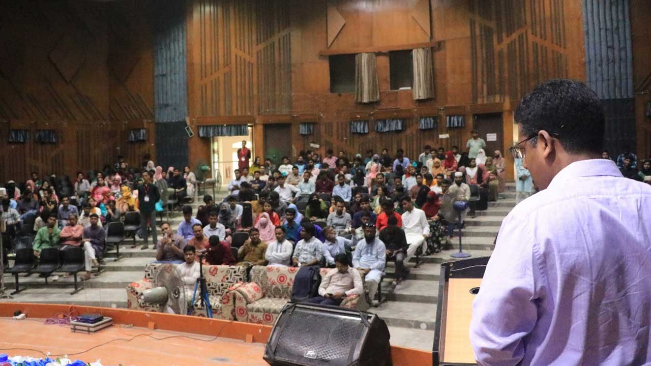 রাবিতে সিসিএসের বিভাগীয় ভোক্তা অধিকার সম্মেলন অনুষ্ঠিত