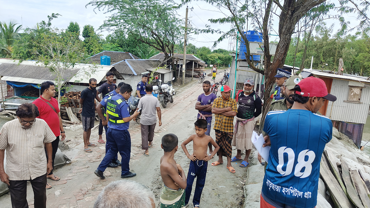 সুন্দরবনের কোলঘেঁষে নদীর চর দখল, অবৈধ রিসোর্ট উচ্ছেদ