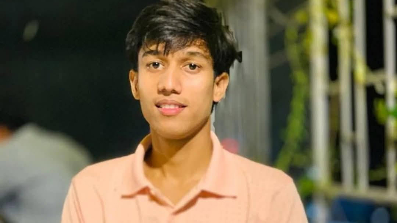 চট্টগ্রামে সাপের কামড়ে শিবিরকর্মীর মৃত্যু