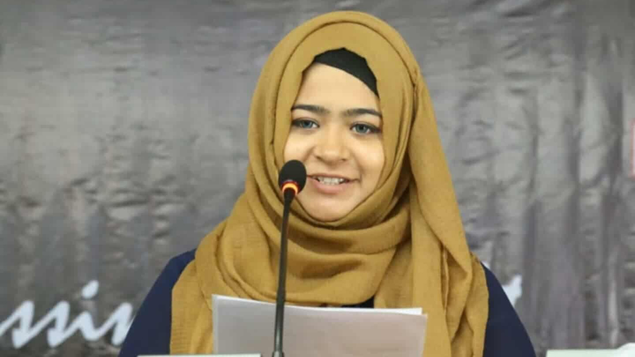 রোসাটমের শীর্ষ ৫০ নারী নেত্রীর তালিকায় জবি শিক্ষার্থী শিফা